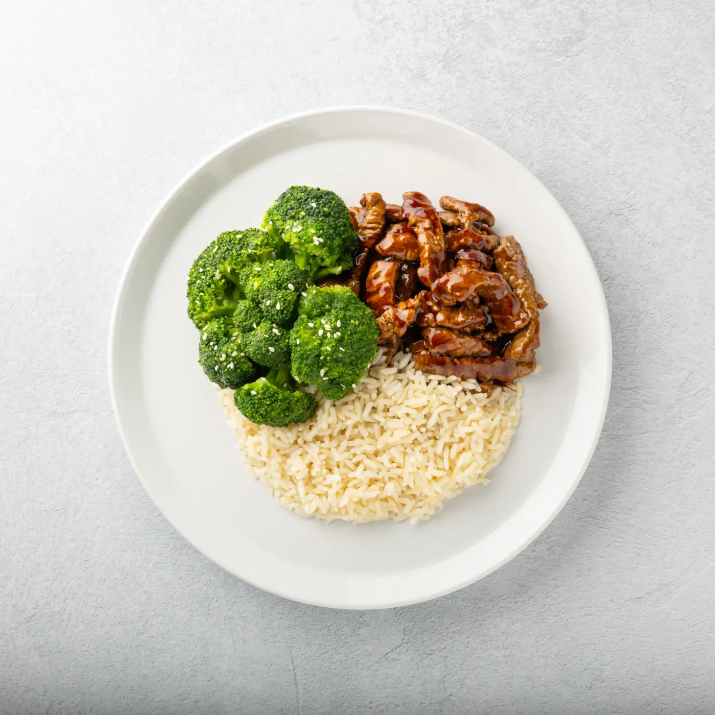 Stir steak s rižom i brokulom (bavette d'aloyau)